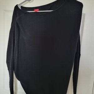 Guess sweater